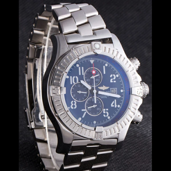 Breitling Avenger new57463