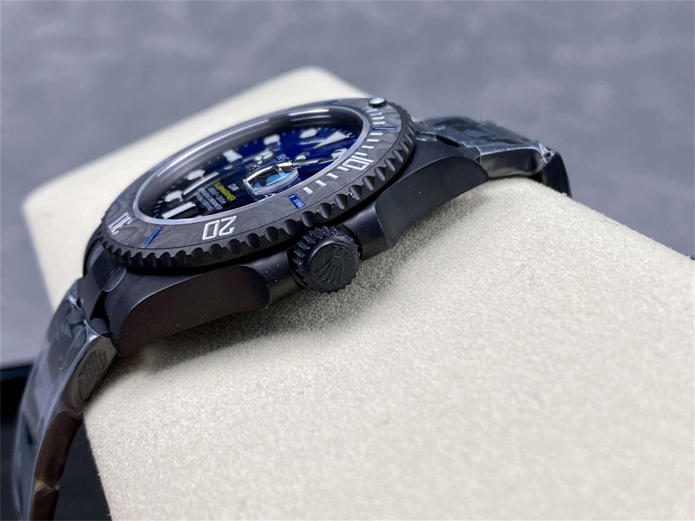 VSF DiW Submariner Gradient Blue – DLC Black Steel & Carbon Bezel (VS3135)