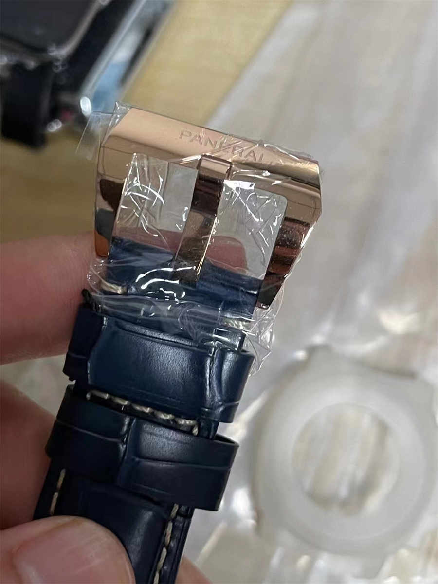 VSF PAM1114 – 44mm Luminor Marina Rose Gold Blue Dial Replica