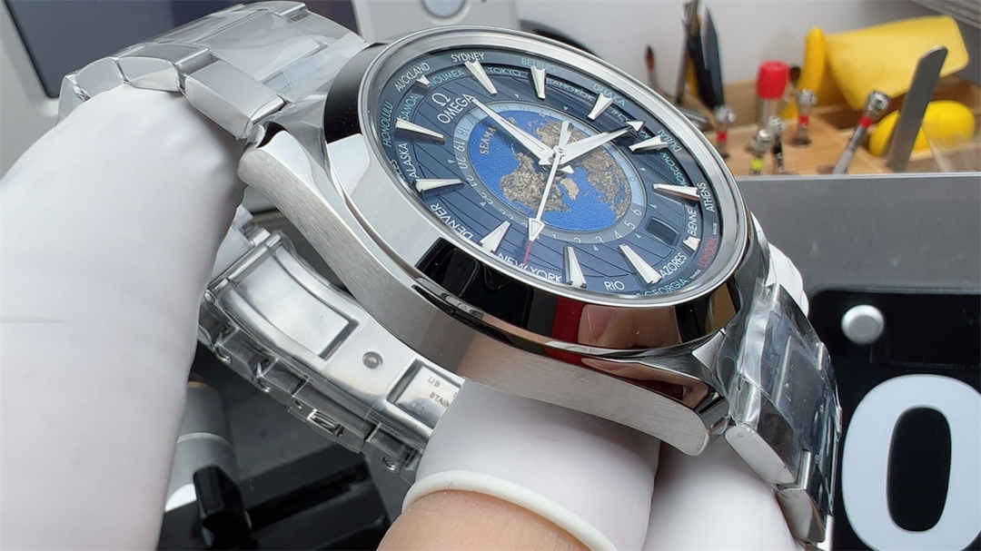 VSF Worldtimer Blue Replica – Stainless Steel Aqua Terra World Time Watch