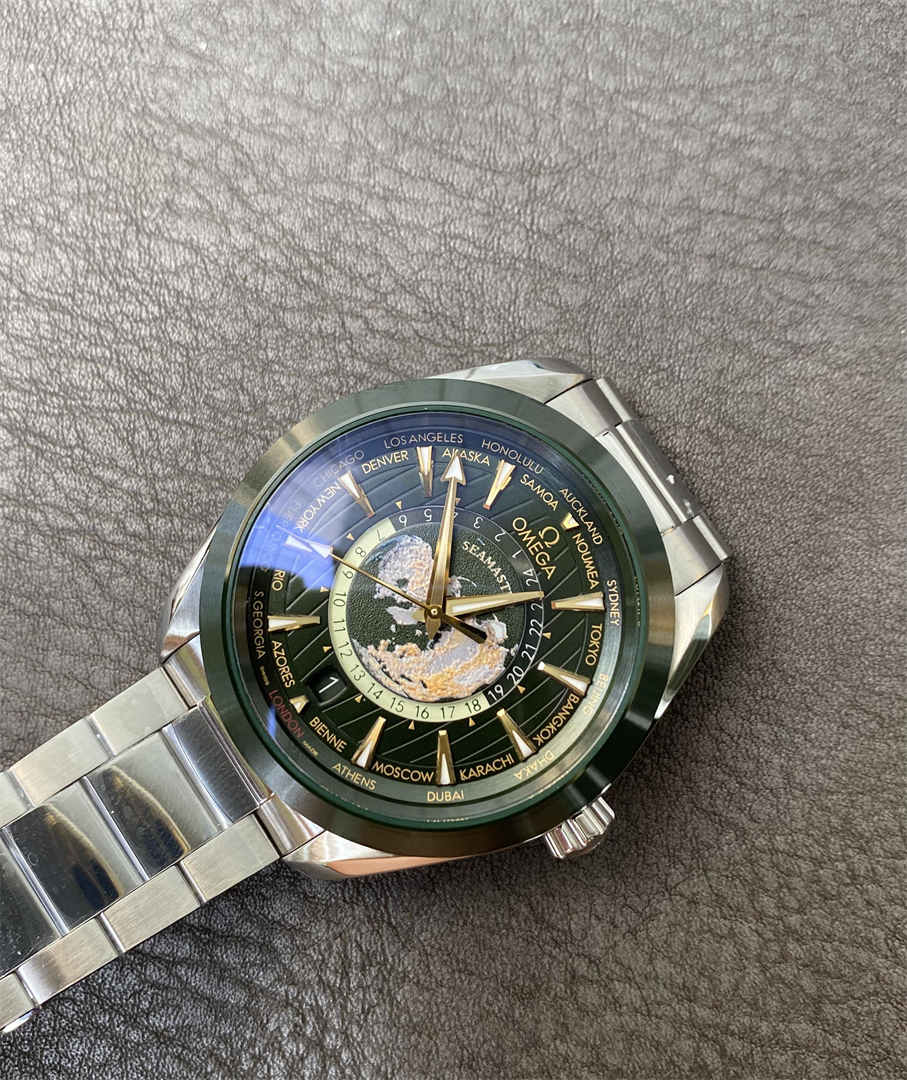 VSF Worldtimer Green Replica – Stainless Steel Aqua Terra Green Dial Watch