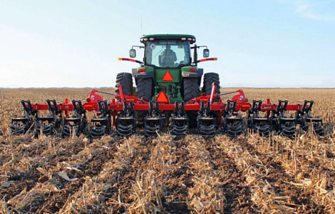 Комплекс для смугової обробки грунту