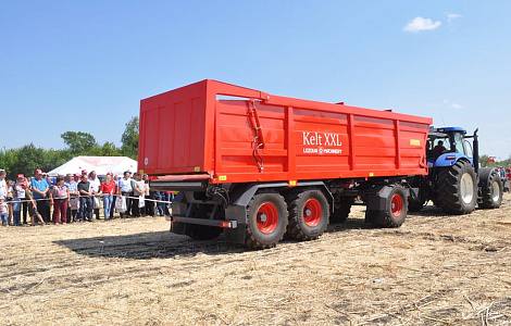 Трейлер перевантажувач