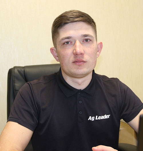 Бобровський В`ячеслав ОлеговичБренд менеджер Ag Leader