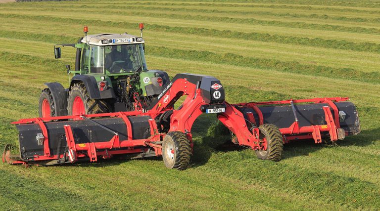 Транспортерний валкоутворювач MERGE MAXX 950