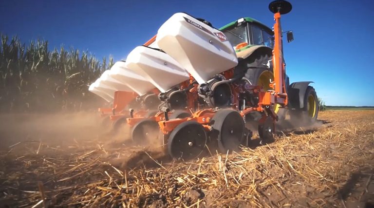 KUHN KOSMA – запускай посівну без зволікань!