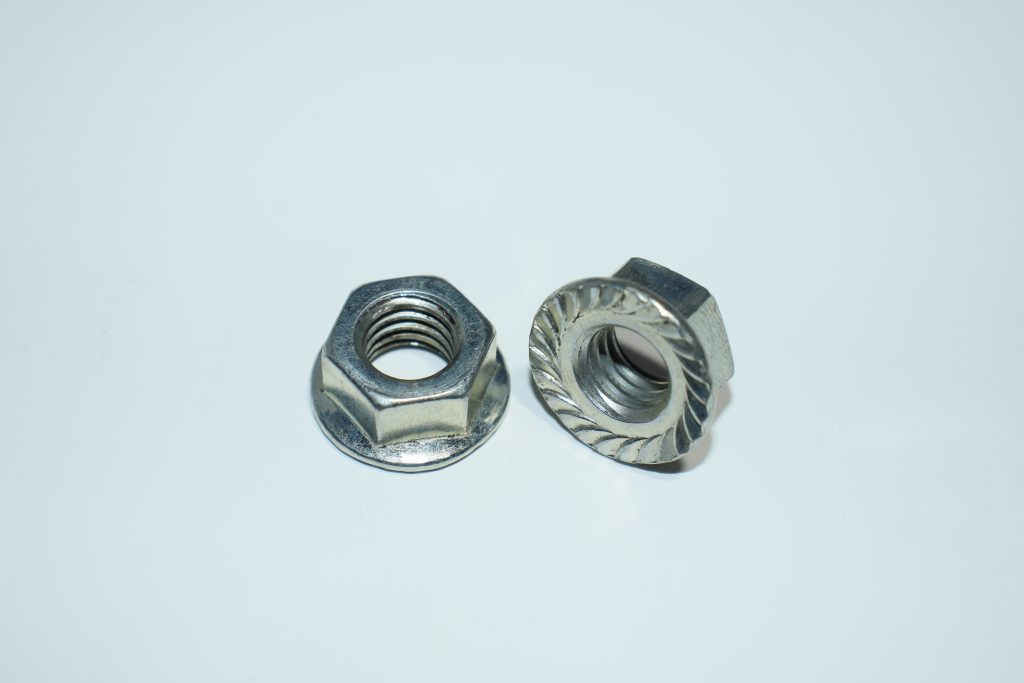 Гайка з нержавіючої сталі