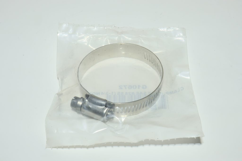 Хомут з чорного металу